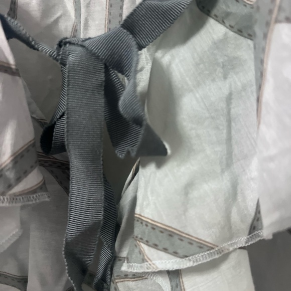 Women's Ruffled Gray Top - Picture 4 of 5